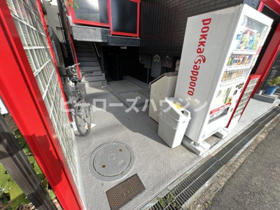 【エントランス】 | ラ・サルビア桜塚