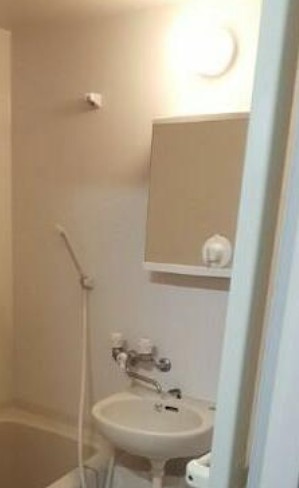 板橋区中台１丁目のアパートの洗面所