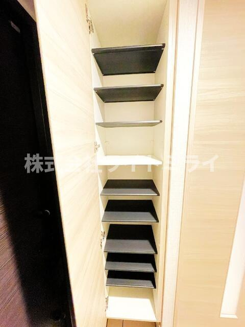 プレニーズ護国寺ＰＲＥＭＩＥＲの玄関| 