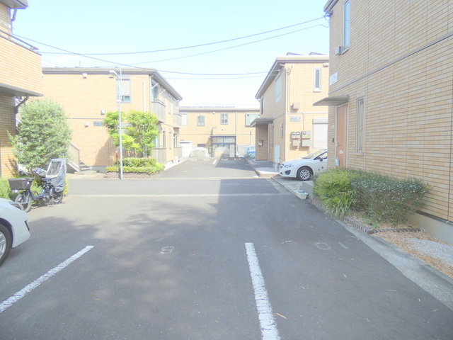 レトア Ｇの駐車場