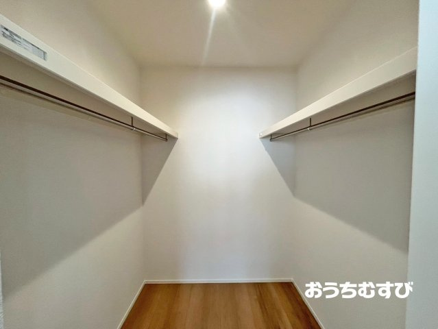 守山区上志段味3期(全13棟)の収納
