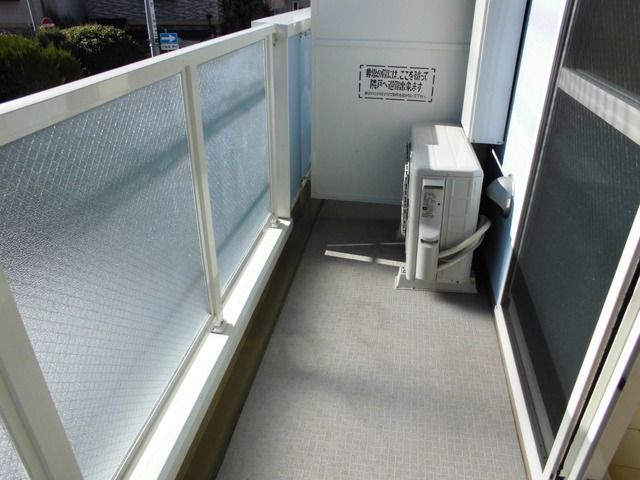 ウィンザー越水のバルコニー