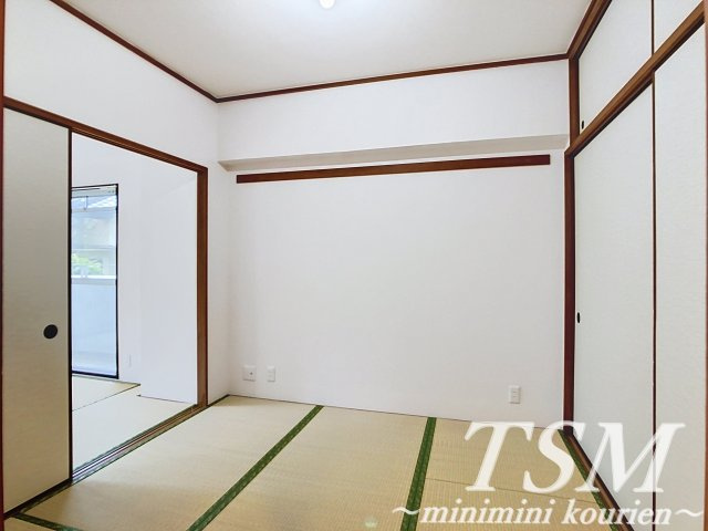サンライズ成田の和室