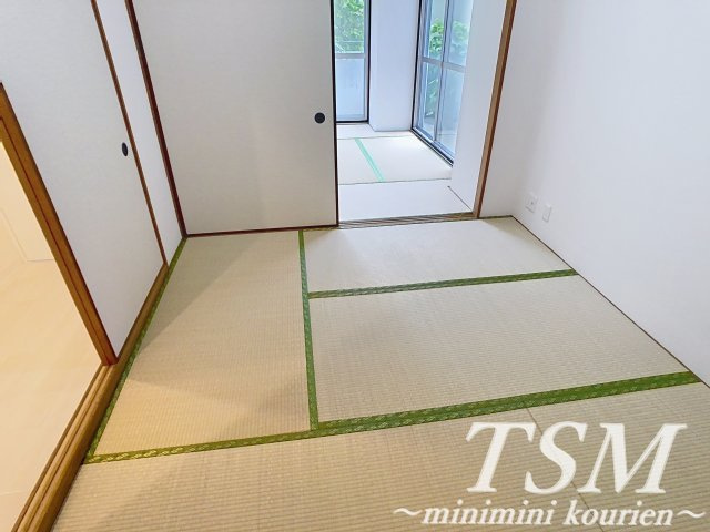サンライズ成田の和室