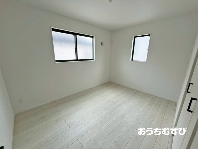 守山区上志段味3期(全13棟)の洋室