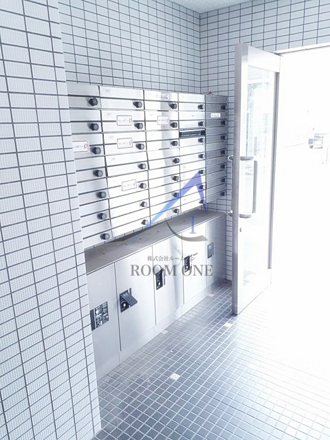 ノイエス南行徳のその他共用部分|集合ポストです。