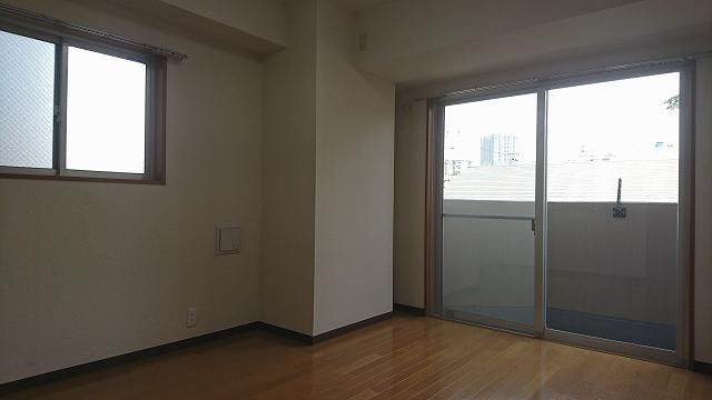 エルヴェ新宿