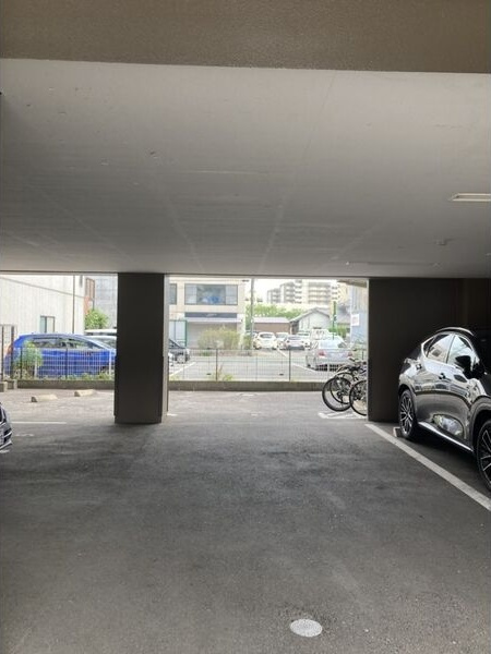パーク黒川の駐車場