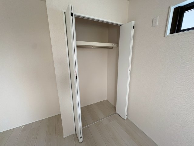 須磨区緑が丘２丁目　新築戸建て　B号地の収納|ちょっとした収納スペースも充実しています