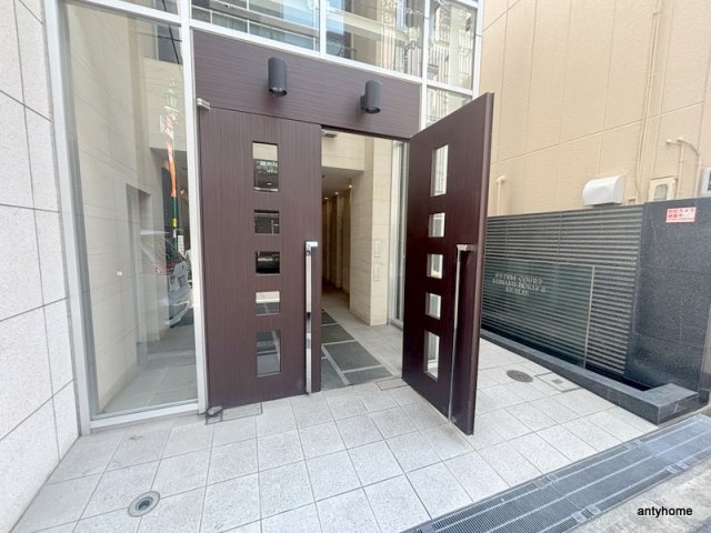 エステムコート南堀江2レアリス　仲介手数料無料のエントランス