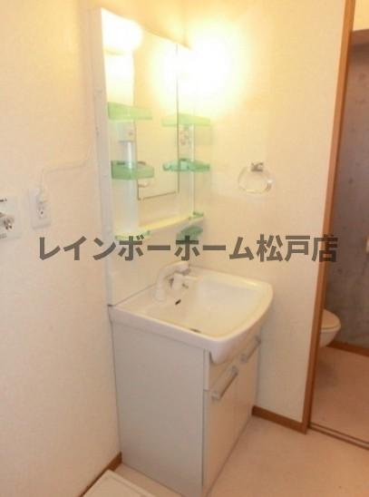 【仲介手数料：50％OFF】対象物件！の洗面所