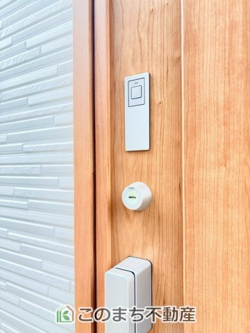 いろどりアイタウン那須塩原市埼玉23-P1の設備|玄関のカギはワンタッチでダブルロックが可能なカードキーを採用しております☆
