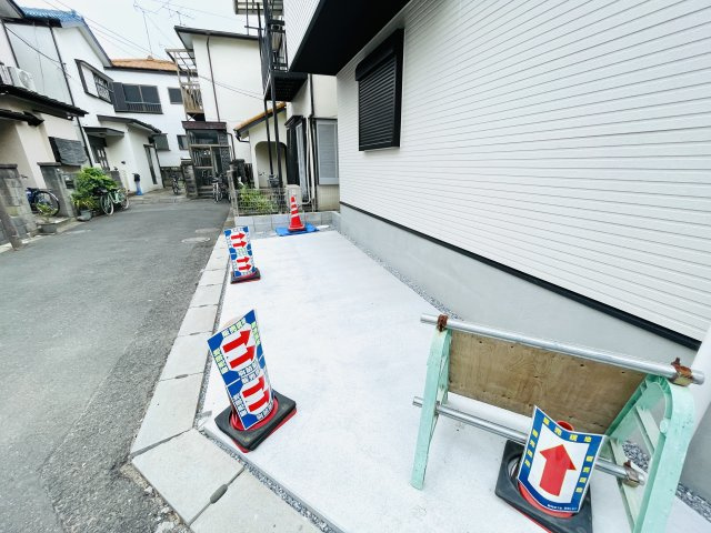 市川市稲荷木２丁目１２期の駐車場