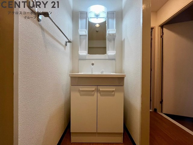洗面所内に洗濯機置場あり！