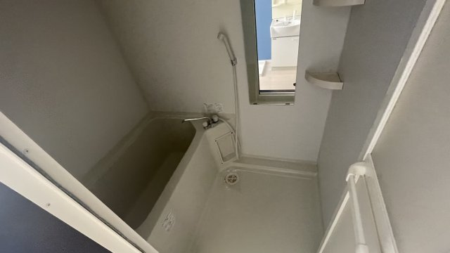 落ち着いた空間のバスルーム♪