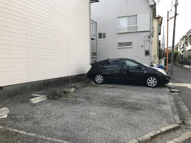 ボン・ド・ミールの駐車場