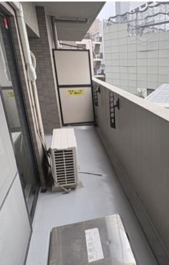セントラルコート赤羽のバルコニー