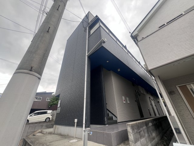 サンクス東須磨の外観