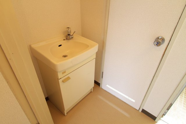 岩本マンションの洗面所