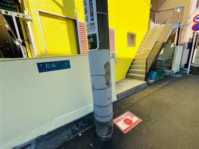 日乃出コーポのエントランス