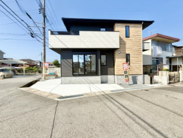 神戸市西区玉津町高津橋の外観|お客様からのお問い合わせ心よりお待ちしております♪