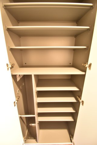 ララプレイス　ザ・京橋ステラの玄関