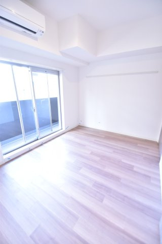 大阪市城東区新喜多１丁目の賃貸マンションの居間・リビング