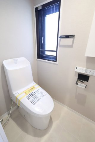 藤和千歳船橋ホームズのトイレ|藤和千歳船橋ホームズ：ウォシュレット機能付きトイレです！