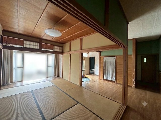 【和室】 | 魚瀬町中古戸建 | 日本らしい落ち着いた雰囲気の和室です