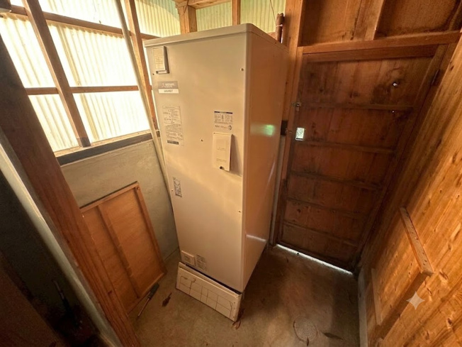 【その他】 | 魚瀬町中古戸建 | 温水器です