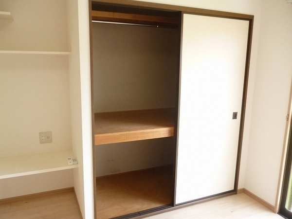 メゾンあまかわの収納|※別のお部屋のお写真です※
