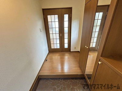 【玄関】 | 東石切町4丁目戸建賃貸