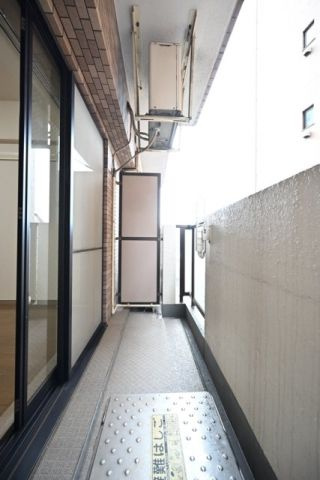 日神パレステージ西池袋のバルコニー