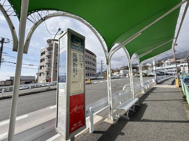 レオパレスルーエ六甲の周辺