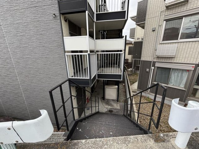 レオパレスルーエ六甲のその他