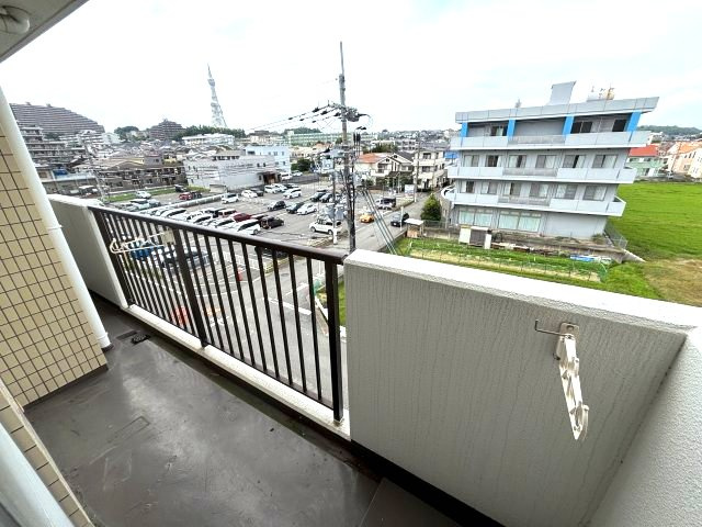 アメニティレジス富田林のバルコニー