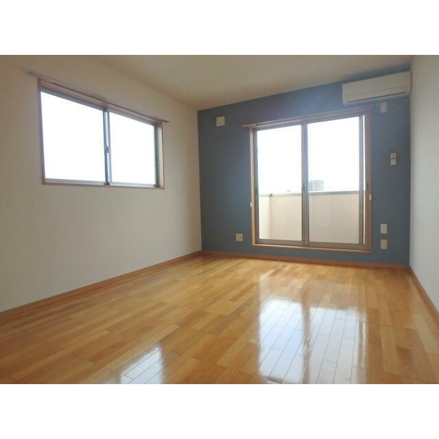 サンルイーズ北仙台の居間・リビング