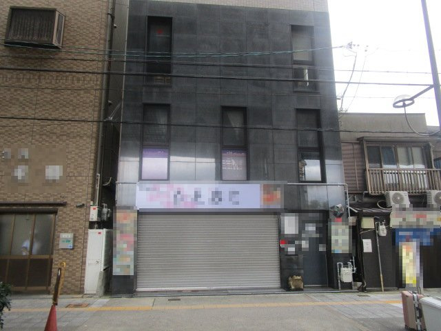大阪市浪速区恵美須東３丁目のビル