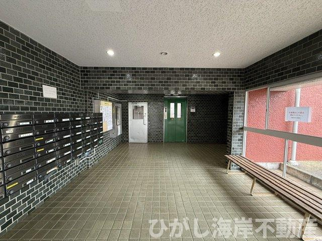 湘南スカイハイツ　1-4号棟のエントランス|エントランス