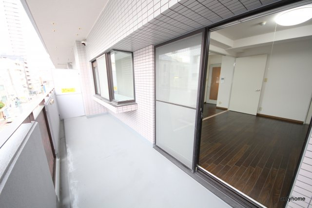 アスペック天満橋　仲介手数料無料のバルコニー