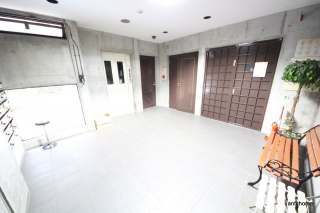 アスペック天満橋　仲介手数料無料のロビー