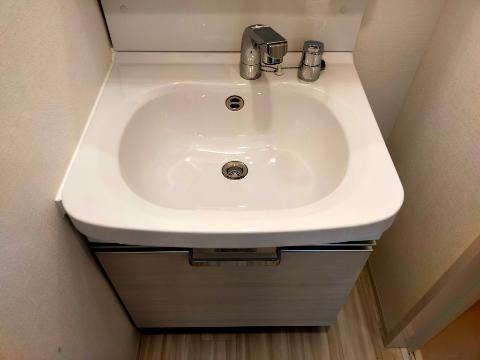 メイクス矢場町Ⅱの洗面所|洗面