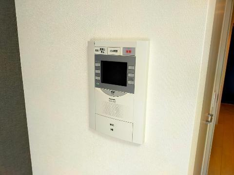 メイクス矢場町Ⅱのセキュリティ|カメラ付インターホン
