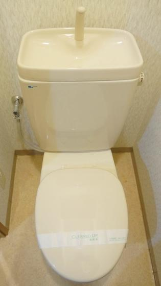 プリエ りんくうBのトイレ|コンパクトで使いやすいトイレです