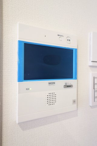 エクレールガーデン鷺ノ宮のセキュリティ|エクレールガーデン鷺ノ宮：ＴＶモニター付きインターホン画像です！