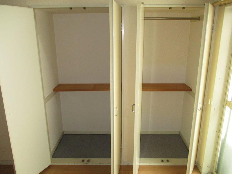 明石市貴崎５丁目のアパートの収納