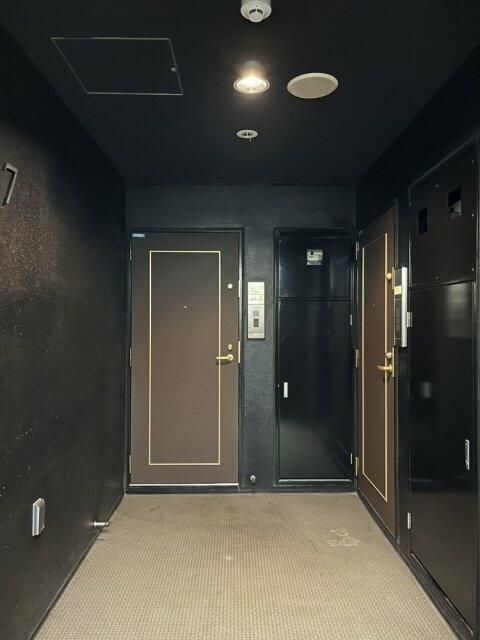 REV UNのその他共用部分|共有通路