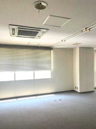 大和本町ビルの内装
