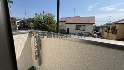 【バルコニー】 | 神戸市西区玉津町今津　新築戸建　仲介手数料無料！ | お洗濯にも便利なバルコニー付き