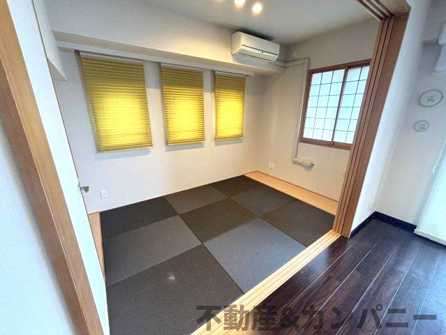 クレアホームズ松山千舟町の和室|明るい和室です